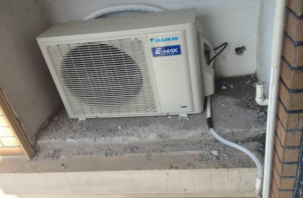 空调外机不转维修要多少钱？