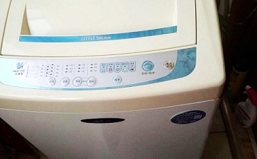 小天鹅洗衣机显示排水故障